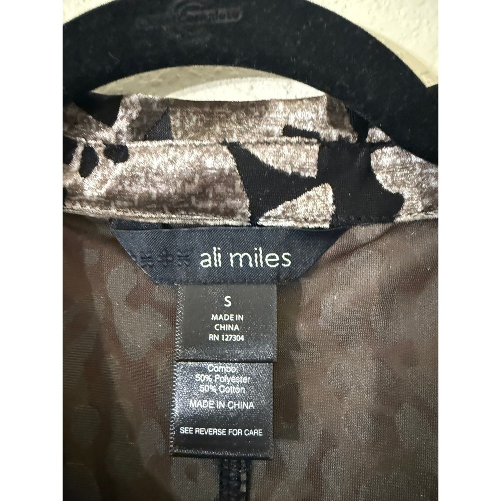 Ali Miles Womens Animal Print Burnout Velvet Button Front Tunic Top Brown Small - Picture 3 of 6